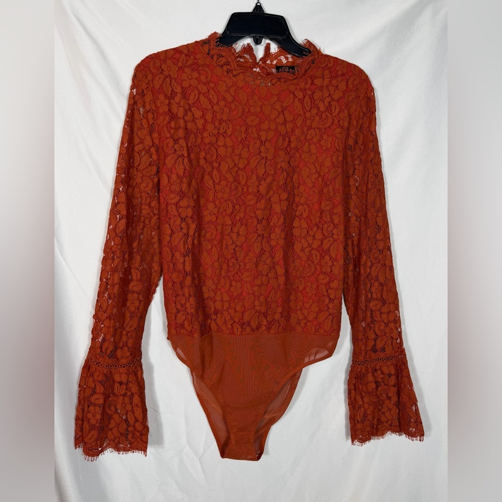 Endless Rose REVOLVE Long Sleeve Cut Back Lace Detailed Bodysuit, Large, NWT - Picture 1 of 16